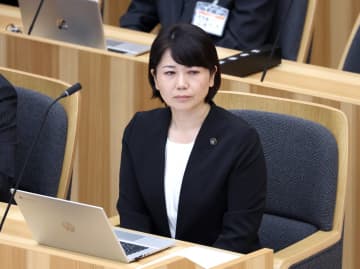 “ラブホ密会”の女性市長、前橋市議会で市議から集中砲火！どうする「出処進退」？