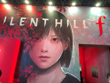 「サイレントヒル f」の謎解き「残置物展」を体験！【TGS2025】赤く不気味なロッカールームでキーワードを探す（ネタバレなし）