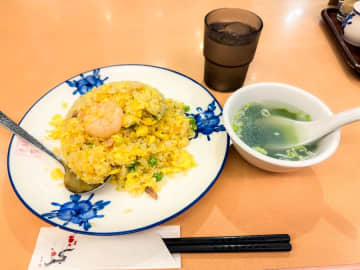 【田町】本場の味を気軽に！「東方飯店 田町店」はひとりご飯にもぴったり