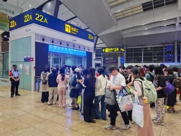 コンサートを楽しんだファンたちがとんぼ返りできる高速列車が話題に―中国