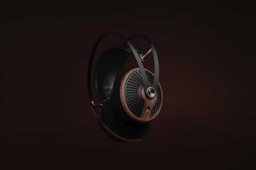Meze Audio、「弦楽器をより自然に響かせる」開放型ヘッドフォン