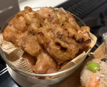 【衝撃】油ゼロで唐揚げ！？「料理じゃなくて魔法やん」とネット騒然。投稿主も「ありがとうインターネット」と感動