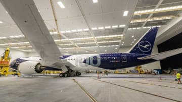ルフトハンザ・ドイツ航空、創立100周年で特別塗装機