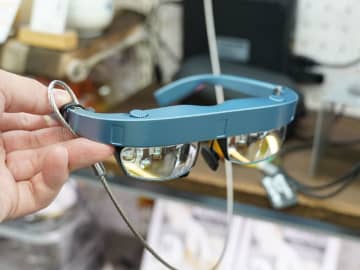 サンコーのARグラス「THANグラス」が発売、最大200インチの大画面を目の前に