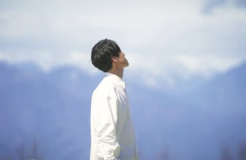 【無印良品のある暮らし】田舎暮らしYouTuberがおすすめをリポート！③「『KUMALOG』生活の山小屋」｜「足るを知る」というイメージや余白が、長野での暮らしにマッチしています。