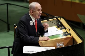 ネタニヤフ氏が激しい国連演説、西側諸国はパレスチナ国家承認で「屈服」　退席相次ぐ
