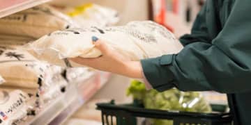 「米」の価格はなぜ高騰？　新米シーズンなのに安くならない…流通と価格決定の“仕組み”を専門家が解説