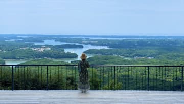 【横山展望台・天空に広がる英虞湾の絶景】永遠に眺めていたくなる！伊勢志摩で心ほどけるひととき｜三重県