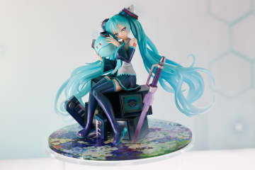 「初音ミク×ダブルオーガンダム」や「ジークアクス」など注目作がデコマスで展示！【#メガホビEXPO】メガハウス Lucreaシリーズの新作フィギュア