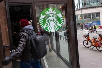 米スタバ、大規模閉店とレイオフを発表　立て直しに向け「重大措置」