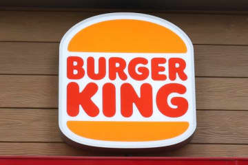 【バーガーキング】ビーフパティ“そのまま”の新メニューが誕生！ まさかの発表にSNS衝撃「エイプリルフールかと」「神商品でしょコレ」