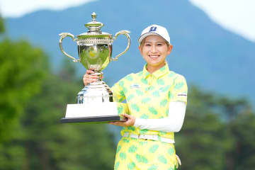 平塚新夢が8年ぶり下部ツアー2勝目 大久保柚季は2位で賞金トップ浮上