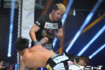 浪速の核弾頭が炸裂！ブレイキングダウンで名前が被ってる相手を「2人いらん」と排除！