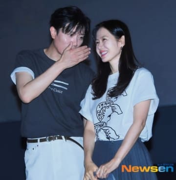【PHOTO】イ・ビョンホン＆ソン・イェジン＆パク・ヒスンら、映画「仕方ない」舞台挨拶に出席