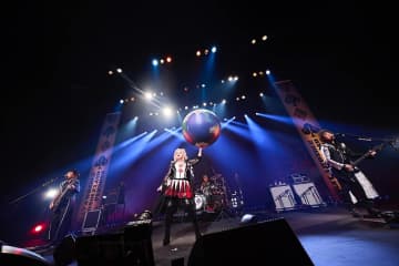 PERSONZ、名曲「DEAR FRIENDS」で観客と大合唱　41年ブレない「演奏力」の証明