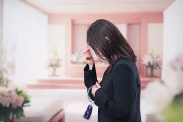 「私10万円」「妻6万円」の老齢年金を受給しています。もし私が亡くなった場合、妻の年金はどう変わる？