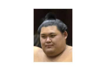 大相撲秋場所　大の里、横綱初V持ち越し　単独首位で千秋楽へ
