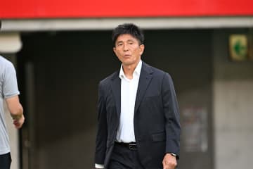 敵将もお手上げの“鉄壁守備”「非常に良かった」　0−4大敗から…J1クラブが取り戻した原点