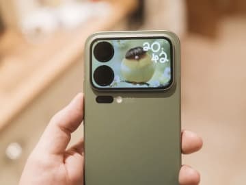 現在最も高性能なAndroidスマホ「Xiaomi 17 Pro Max」先行レビュー　背面ディスプレイは強烈