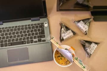 「絶対やめてほしい」　ホテルで夜食を食べたあとの“NG行動”　スタッフが注意喚起
