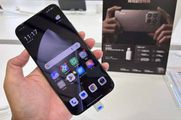 ライカと共同開発のトリプルカメラを搭載したハイエンドスマホ「Xiaomi 15T シリーズ」