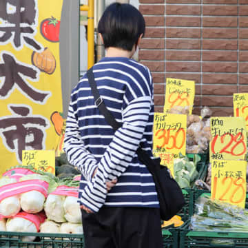 実質賃金7カ月連続マイナス…それでも自民党総裁選は「物価抑制」無策で国民生活置き去りに