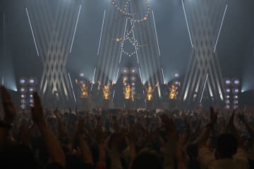 【ライブレポート】ゴスペラーズ、全国51公演＜坂ツアー2025 “G30”＞完走。千穐楽にはAnlyがサプライズ出演