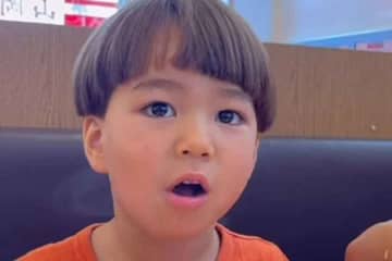 スイス育ちの男の子「日本が天国みたい」　おいしすぎて手が止まらなくなった日本食とは