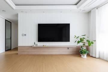 1人暮らし2年目、いまだに「NHK受信料」を払っていません。テレビがなければ、払わなくて大丈夫ですか？ 10月からは「スマホ所持」で対象になるのでしょうか？