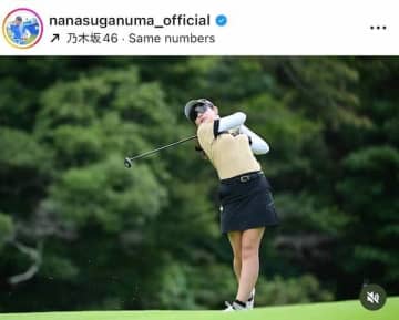 女子ゴルフの菅沼菜々、ミニスカウェアで試合帰りに海へ　中日「ドアラ」カチューシャで「激カワ」