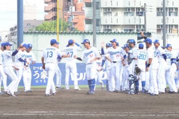 中日2軍、14年ぶりウエスタン制覇　3連勝で逆転V…鷹は3連覇＆親子優勝を逃す