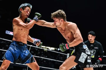 【RIZIN】梅野源治「ヤバいだろ！」　反則踏み付け被弾…大流血の激闘制す　ボッコボコの顔面で勝ち名乗り