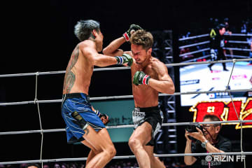 【RIZIN.51】芦澤竜誠、梅野源治の“爆肘”とMMAの融合に散る……壮絶な死闘で両者流血「肘がこの試合を導いた」