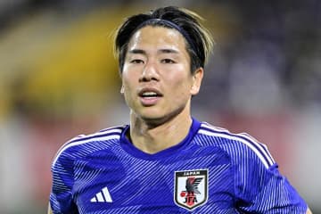 ｢素晴らしいフィニッシュ！｣日本代表FW浅野拓磨が今季初ゴール！華麗なワンツーからの冷静な左足ショットに｢代表に戻ってきてくれ」