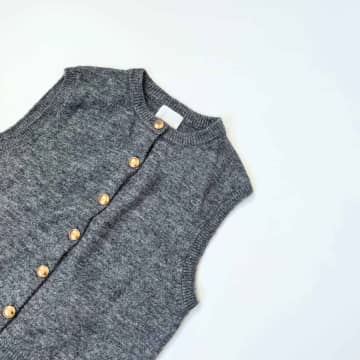 【H&M】おしゃれママ絶賛！「きれいめトップス」