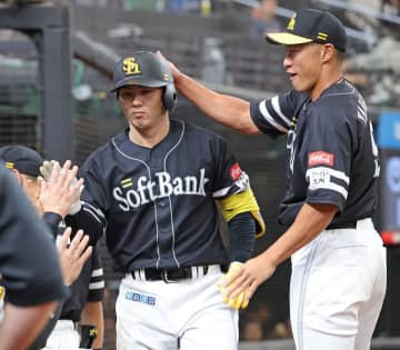 【ソフトバンク】Ｖ翌日…打線大幅組み換えも逆転勝ち　小久保監督「ＣＳに向けてのメンバー選び」