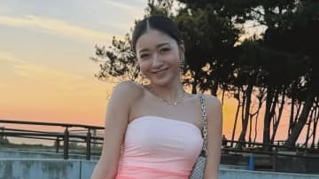 「プリンセスすぎる」みちょぱ 美スタイル際立つドレス姿を披露！タイトなデザインに「人魚姫！」「綺麗なドレス」