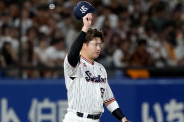 村上宗隆「TV越しに応援して」　米挑戦を改めて明言…退任の高津監督から“エール”も