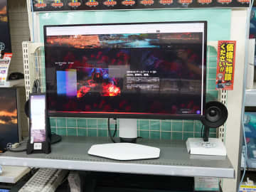 AIで映像を最適化する26.5インチ4K QD-OLEDゲーミングモニター「EX271UZ」