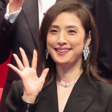 天海祐希がテレ朝「緊急取調室」出演でフジのドラマに期待の声が上がるカラクリ…おりしも今期月9は沢口靖子主演