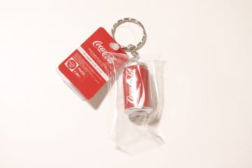 ダイソーで奪い合いになりそう！100円でこのクオリティ？セットで買いたくなるキーホルダー