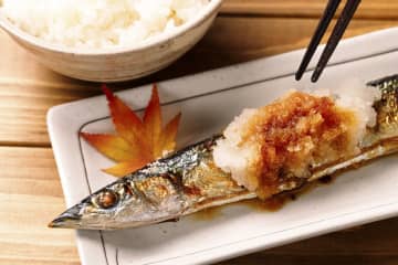 高齢者におすすめの秋の味覚「さんま（秋刀魚）」の栄養や調理法、楽しみ方を紹介