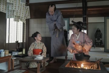 『ばけばけ』“朝ドラらしからぬ”映像が心地いい　“岡部たかし・ひろき親子”の共演も