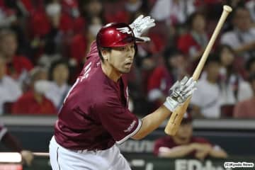 楽天、阿部寿樹と来季の選手契約を結ばず…今季は43試合に出場して打率.219
