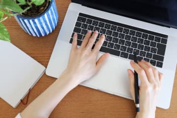 いよいよ10月14日で「Windows 10」のサポートが終了！ パソコンの買い替えには“10万円以上”の予算が必要!? このまま「Windows 10」を使い続けるとどうなるの？