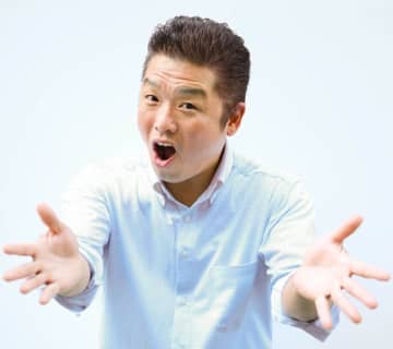 「70代で車イス」と言われ…実演販売士のタイガー尾藤さん左足首の「骨棘除去手術」を振り返る