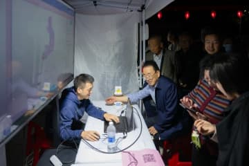 慶陽伝統中医文化夜市が開幕