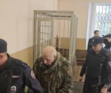 ロシアで偽造ウオッカを飲んだ１９人死亡　ペスコフ報道官が異例コメント