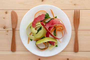 皮を剥かなくていい野菜と果物10選！捨てていた皮が栄養の宝庫だった