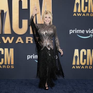 ドリー・パートン、健康上の理由によりラスベガス公演を延期